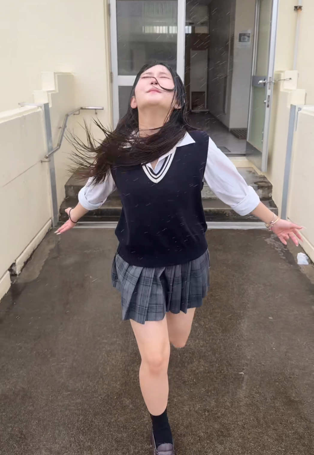 @🖤🤍もえ🖤🤍