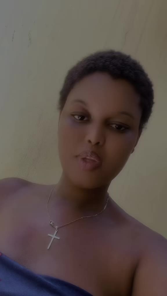 @👅Shaïna🫧🌸