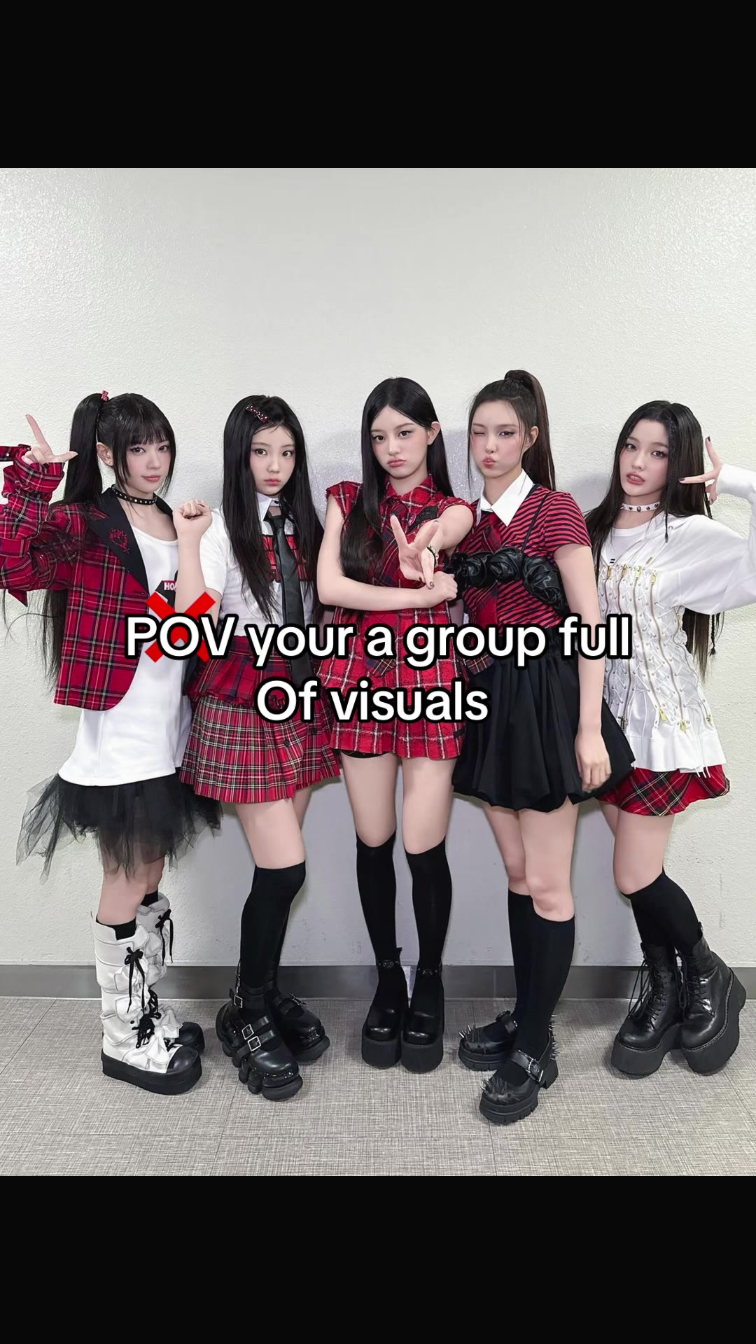@Jihyo d1 glazer ✌️😭🥹