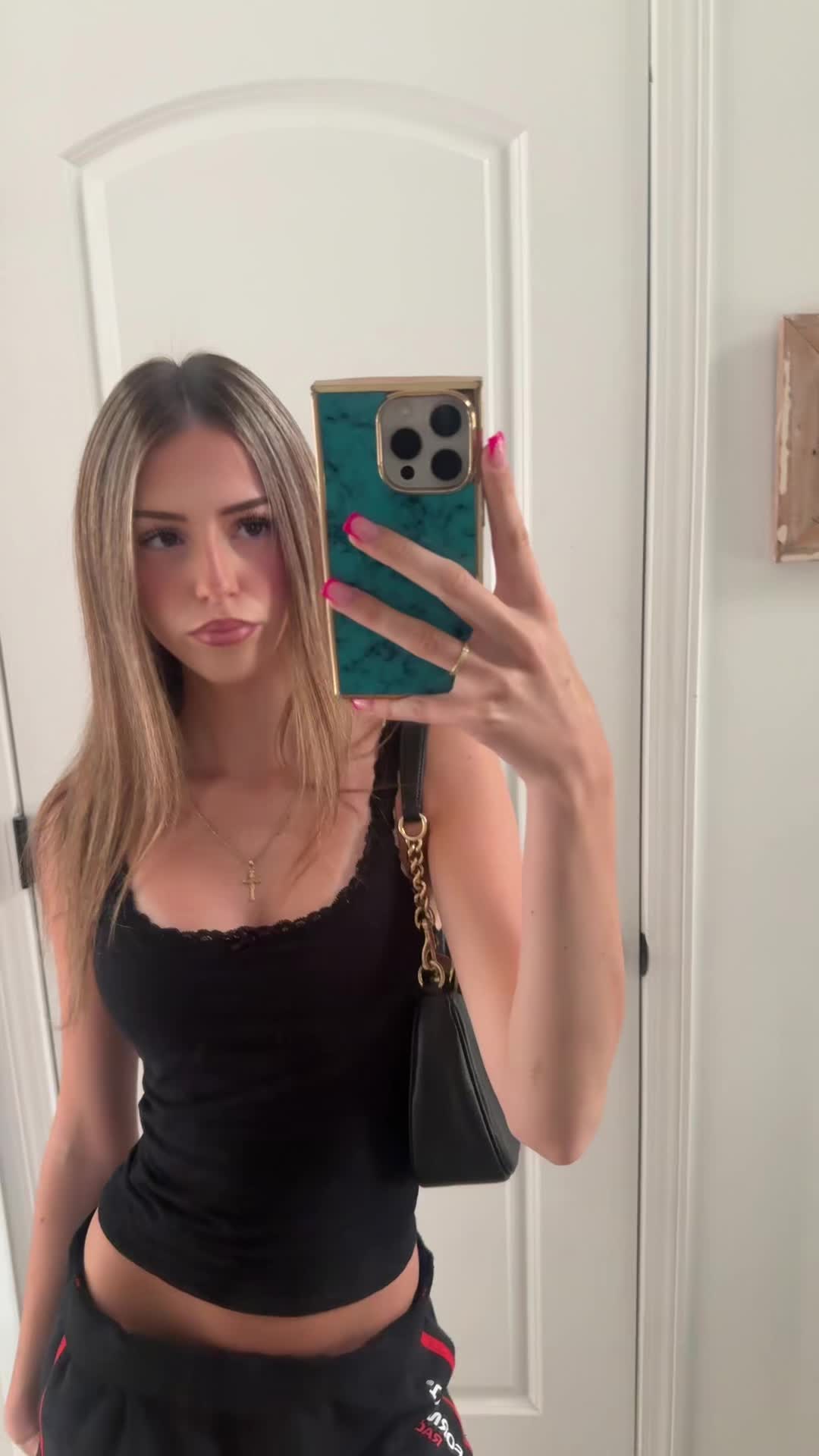 @theprincess_cait