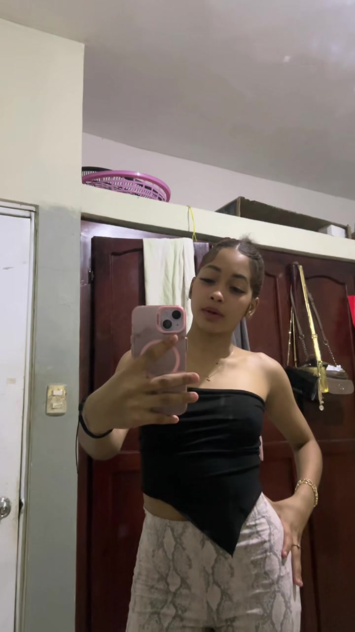@𝓥.💕👅