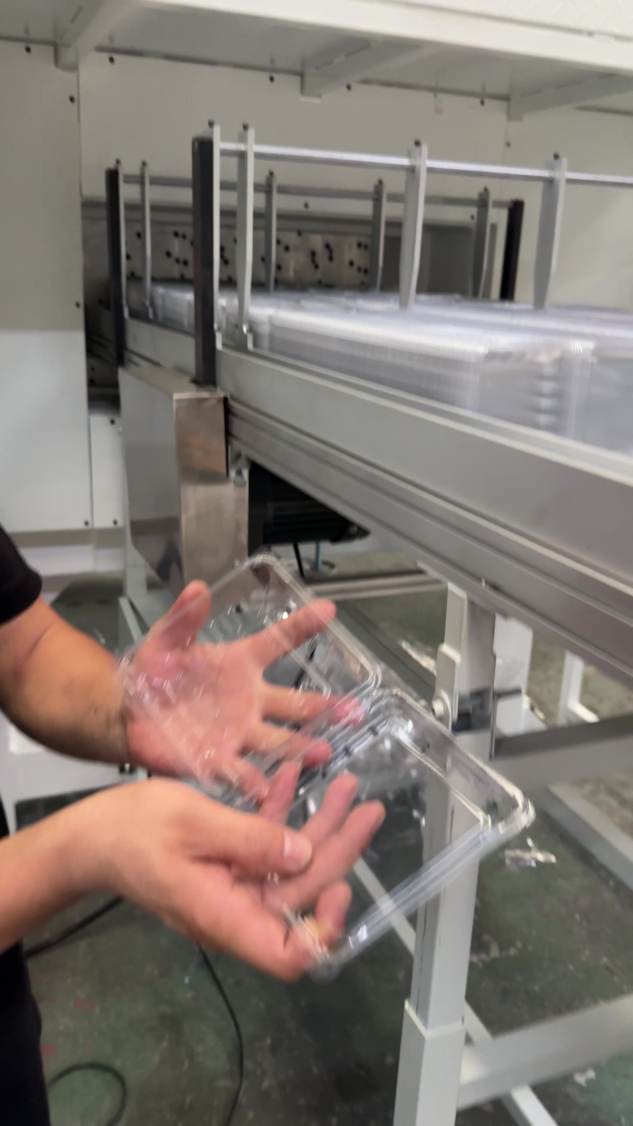 @HYX Thermoforming Machine
