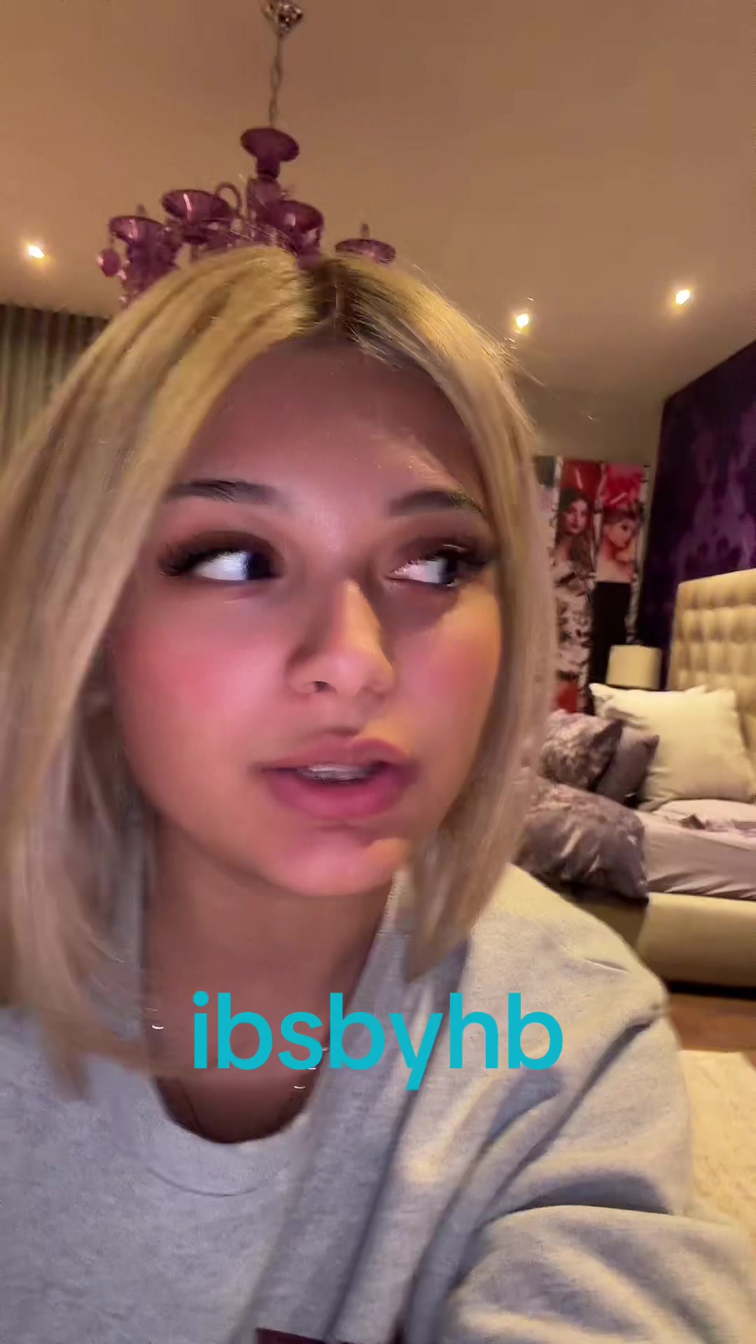 @Queen ✮⋆˙