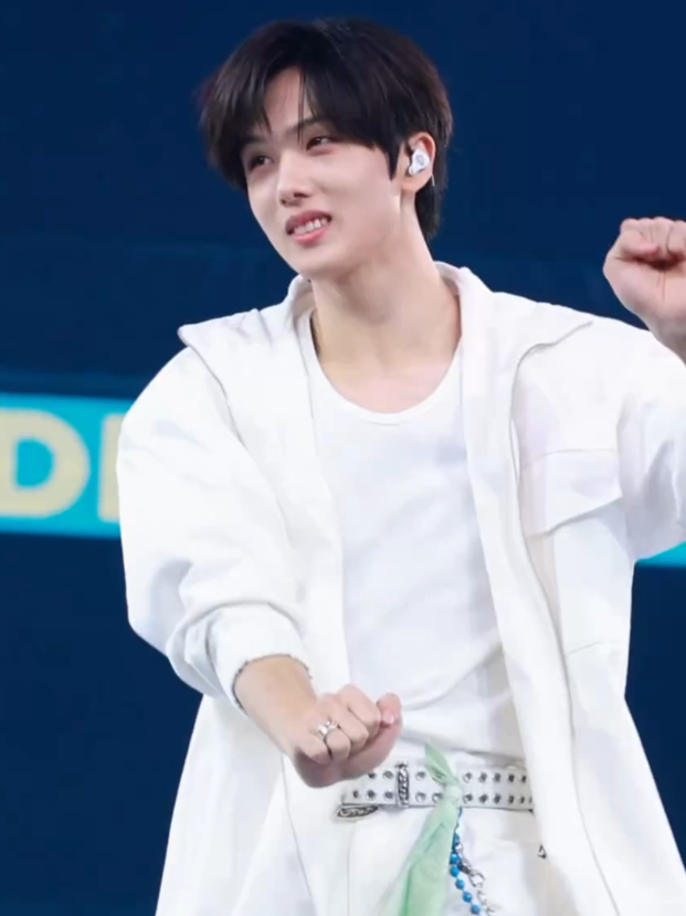 @แฟนสาวเจโน่แจมินจีซอง