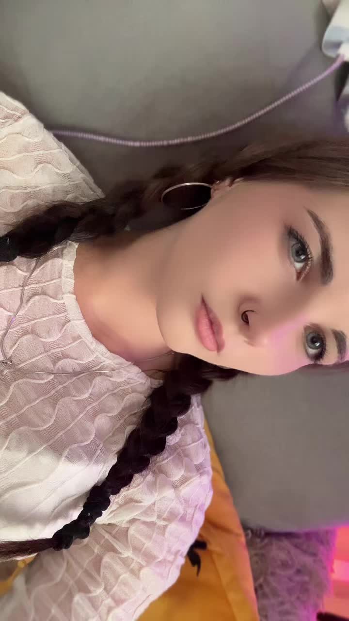 @не даша
