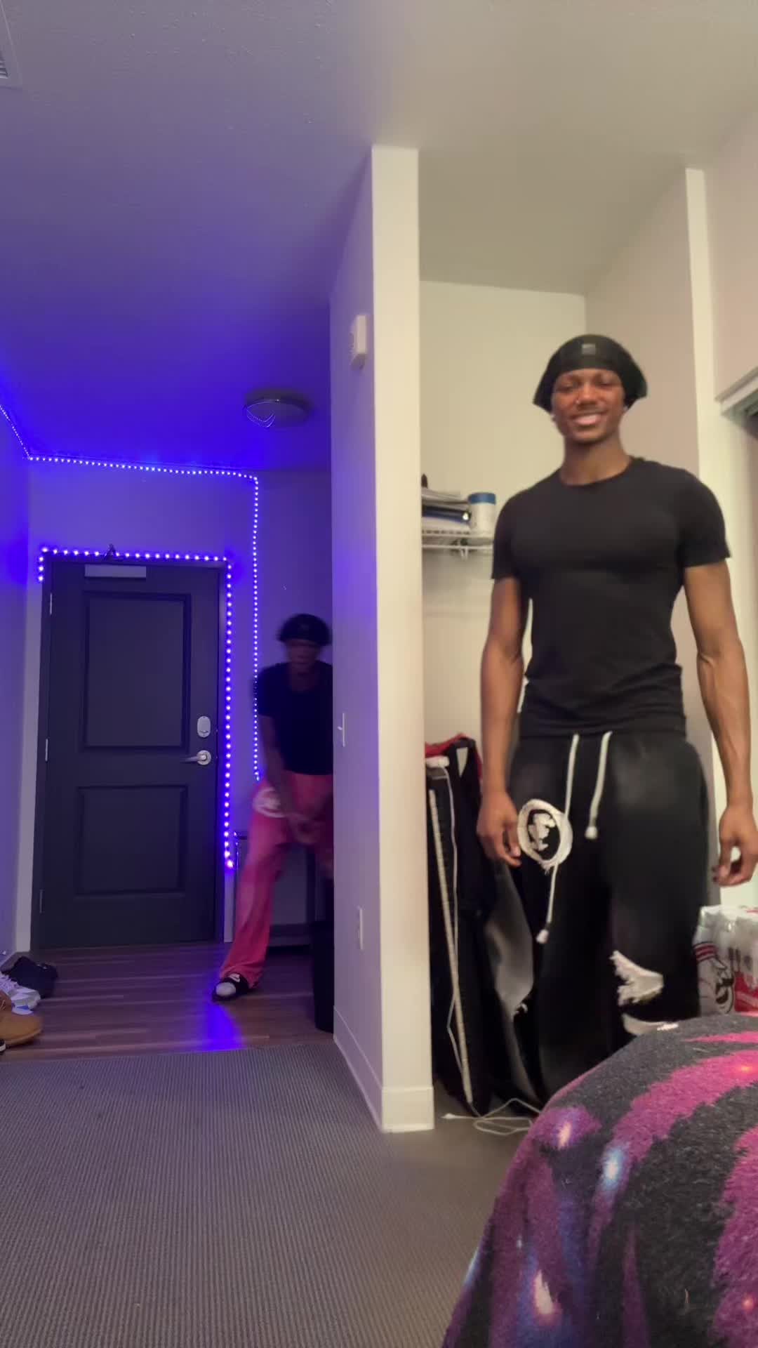 @Dre☣️