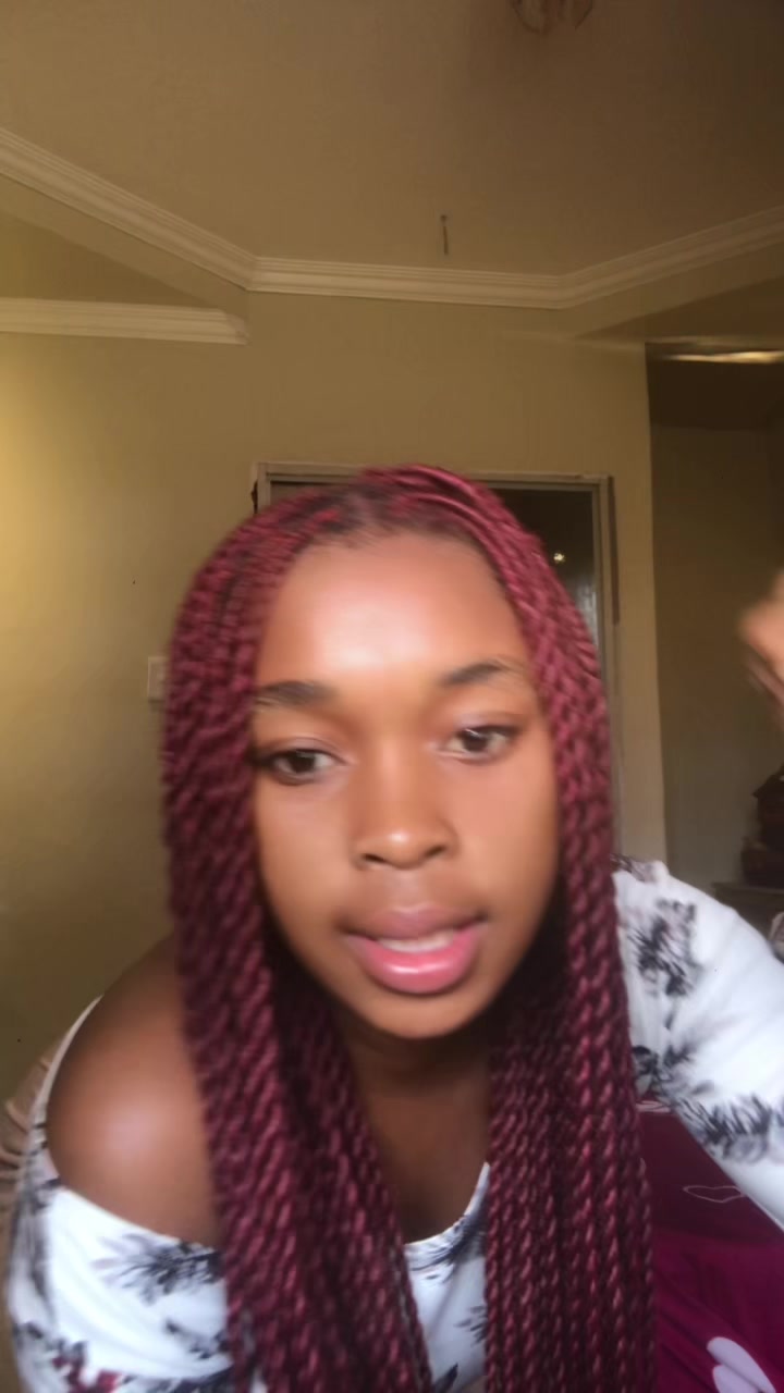@Ana☠️