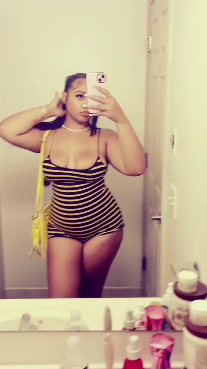 @oneinaamill