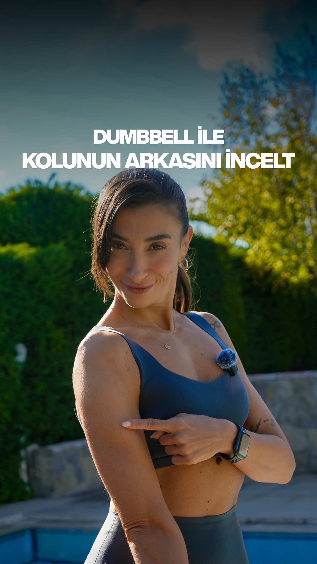 @Melis &Ouml;zel K&uuml;lahlı