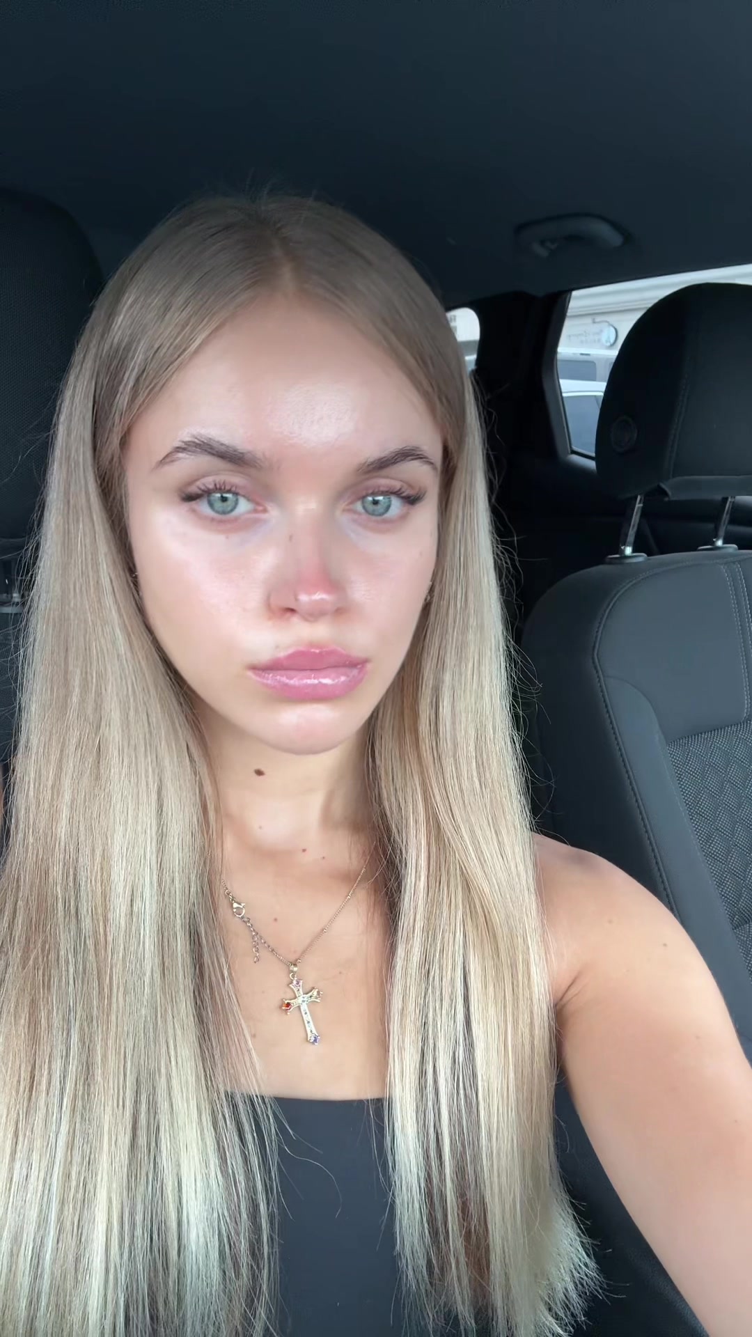 @karolina