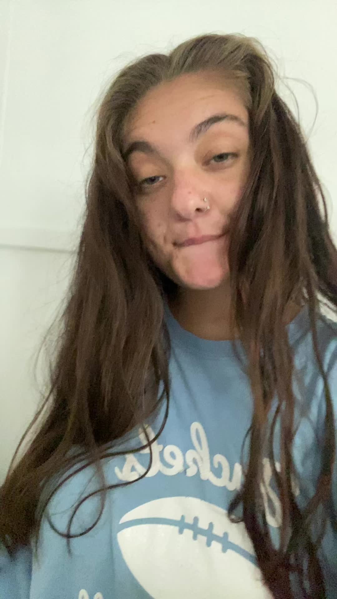 @Lilhazelisfunny;)