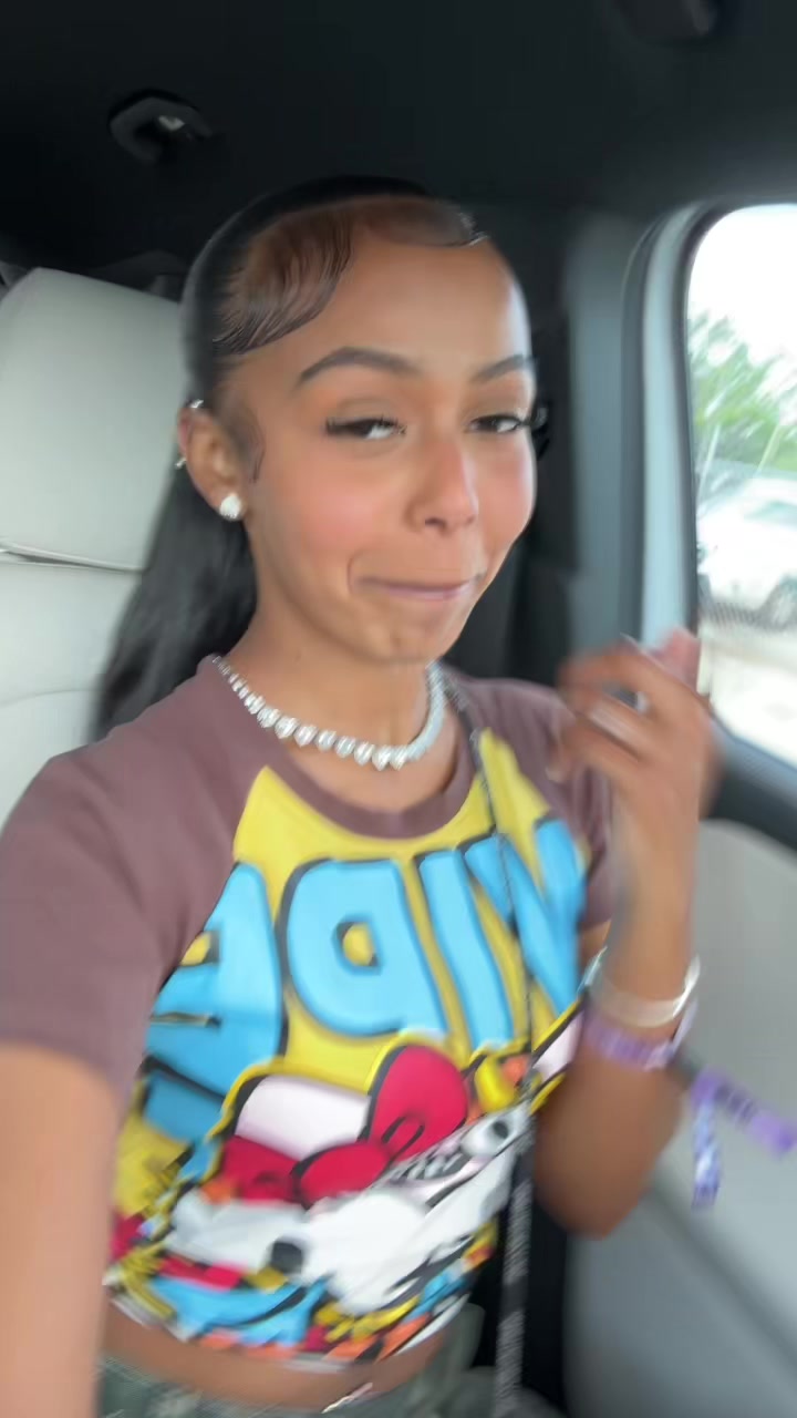 @emneezy