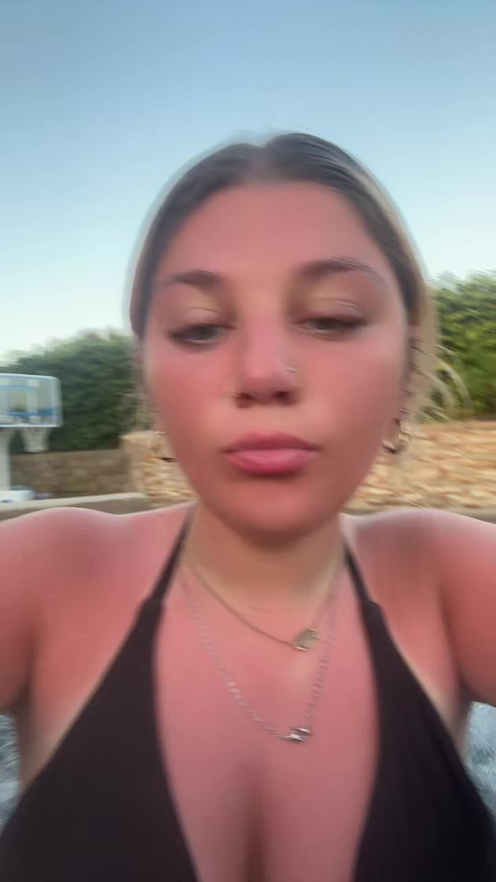 @sarah