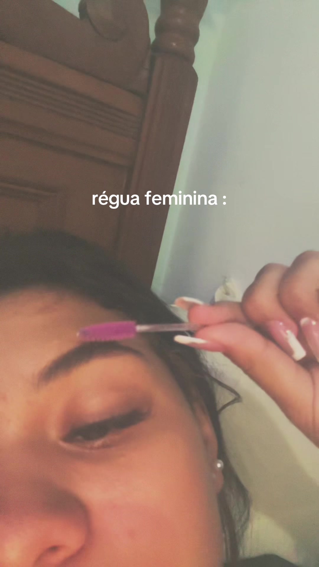 @mentira, é a Lara