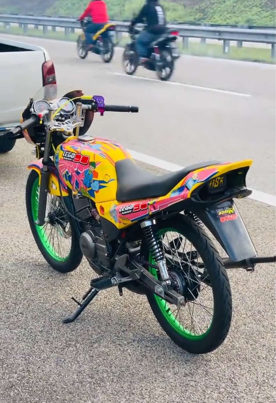 @๐
๐๐๐๐๐๐๐ฃ๐๐ฎโฎ