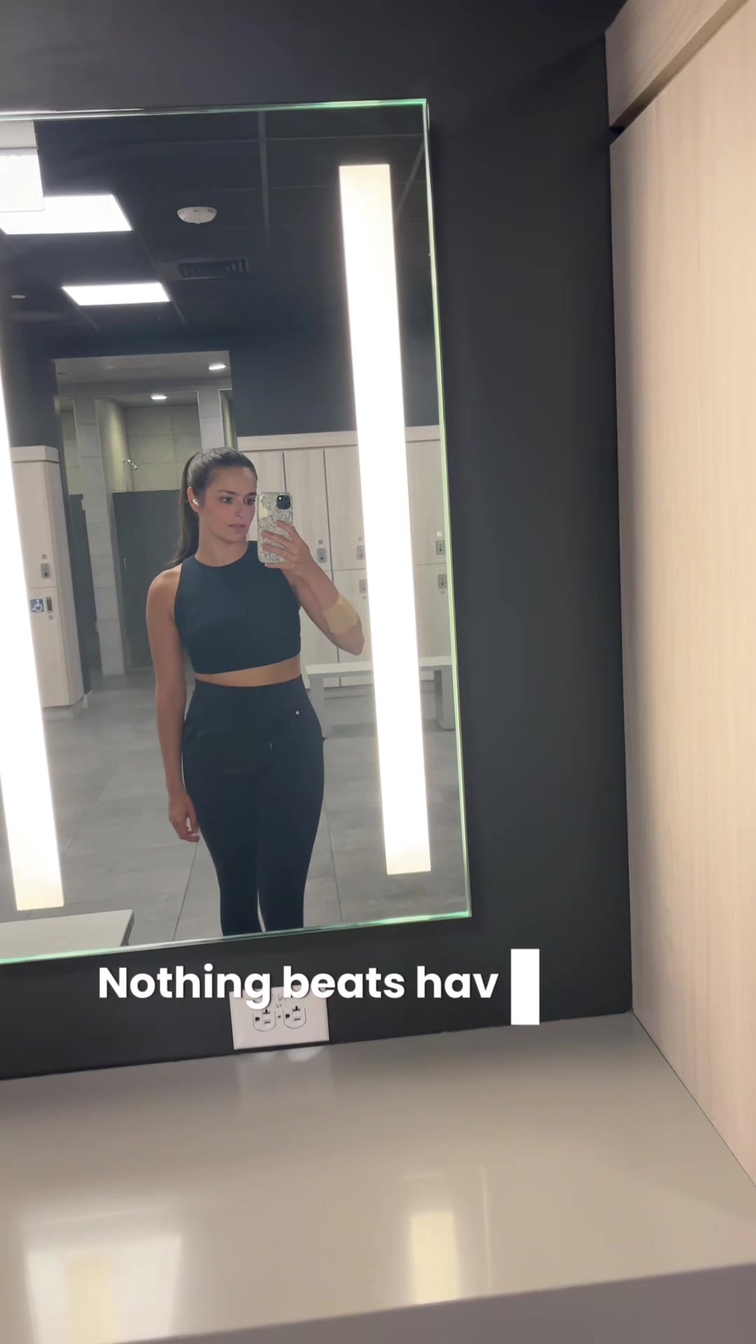 @Sarah Carvajal | Author