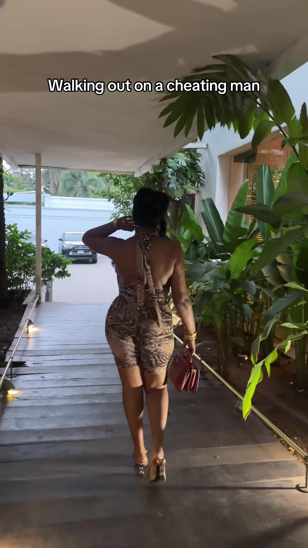 @etinosaofficial