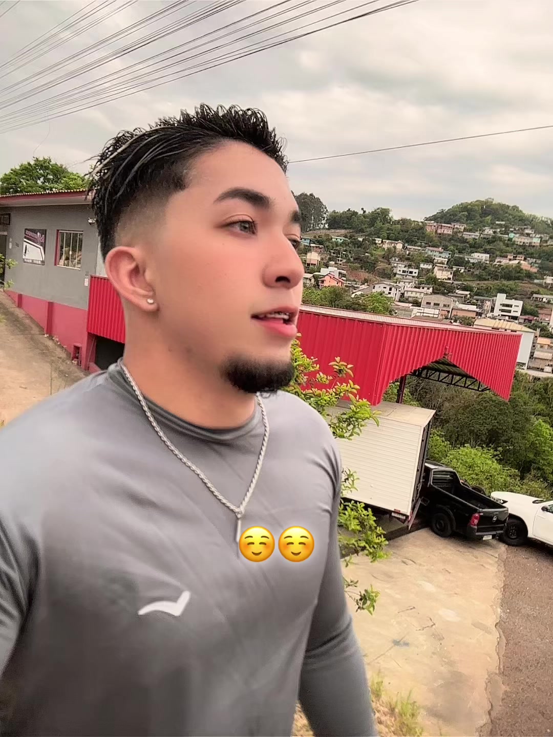 @Hendercisneros