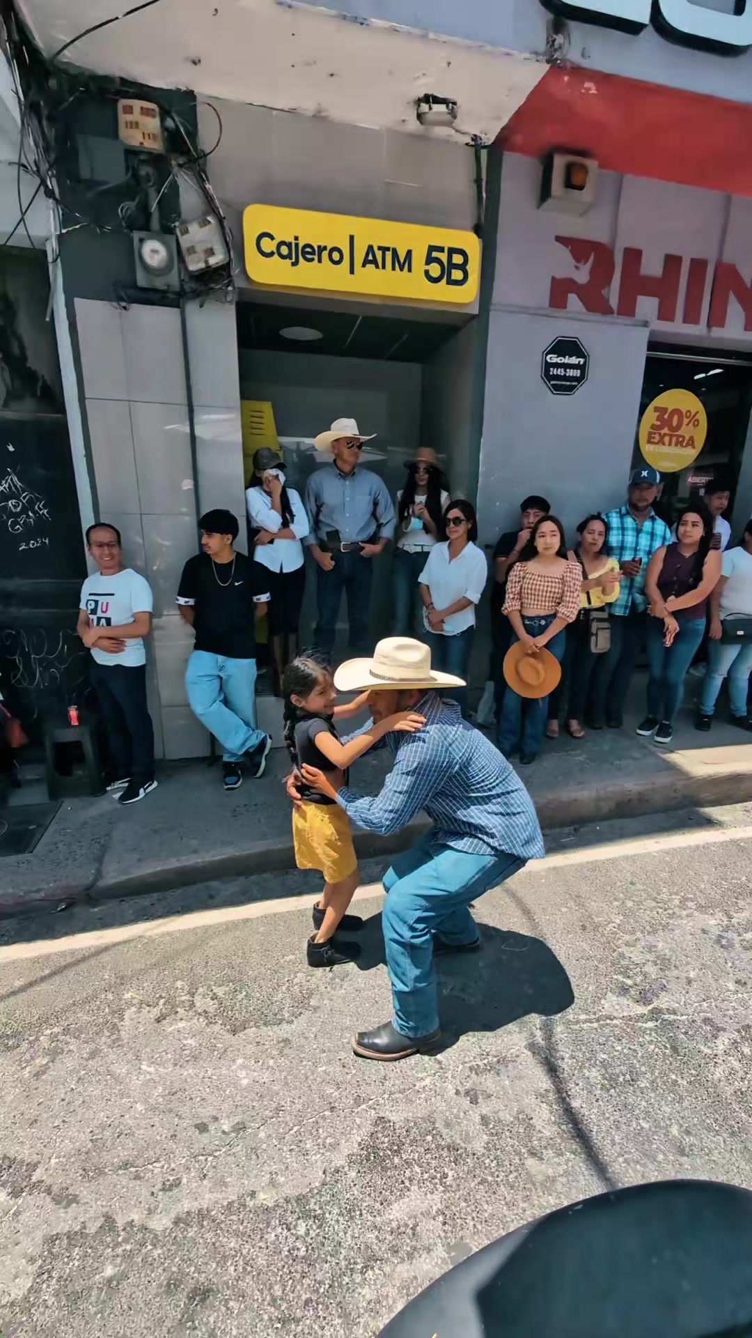 @felipe.pop.kuao