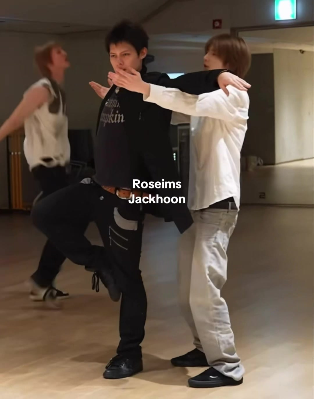 @🩶GREYOYON🤍