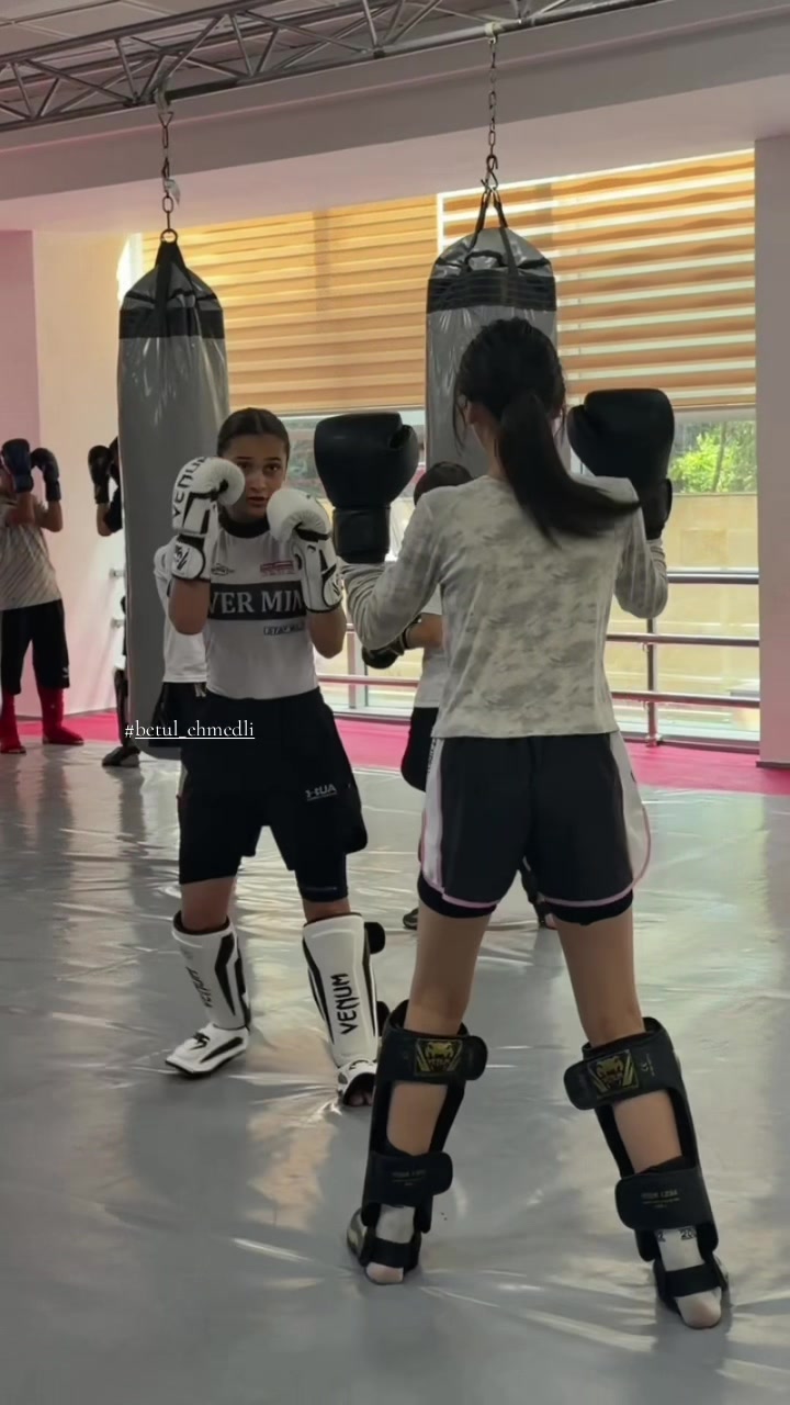 @Əhmədova🇦🇿