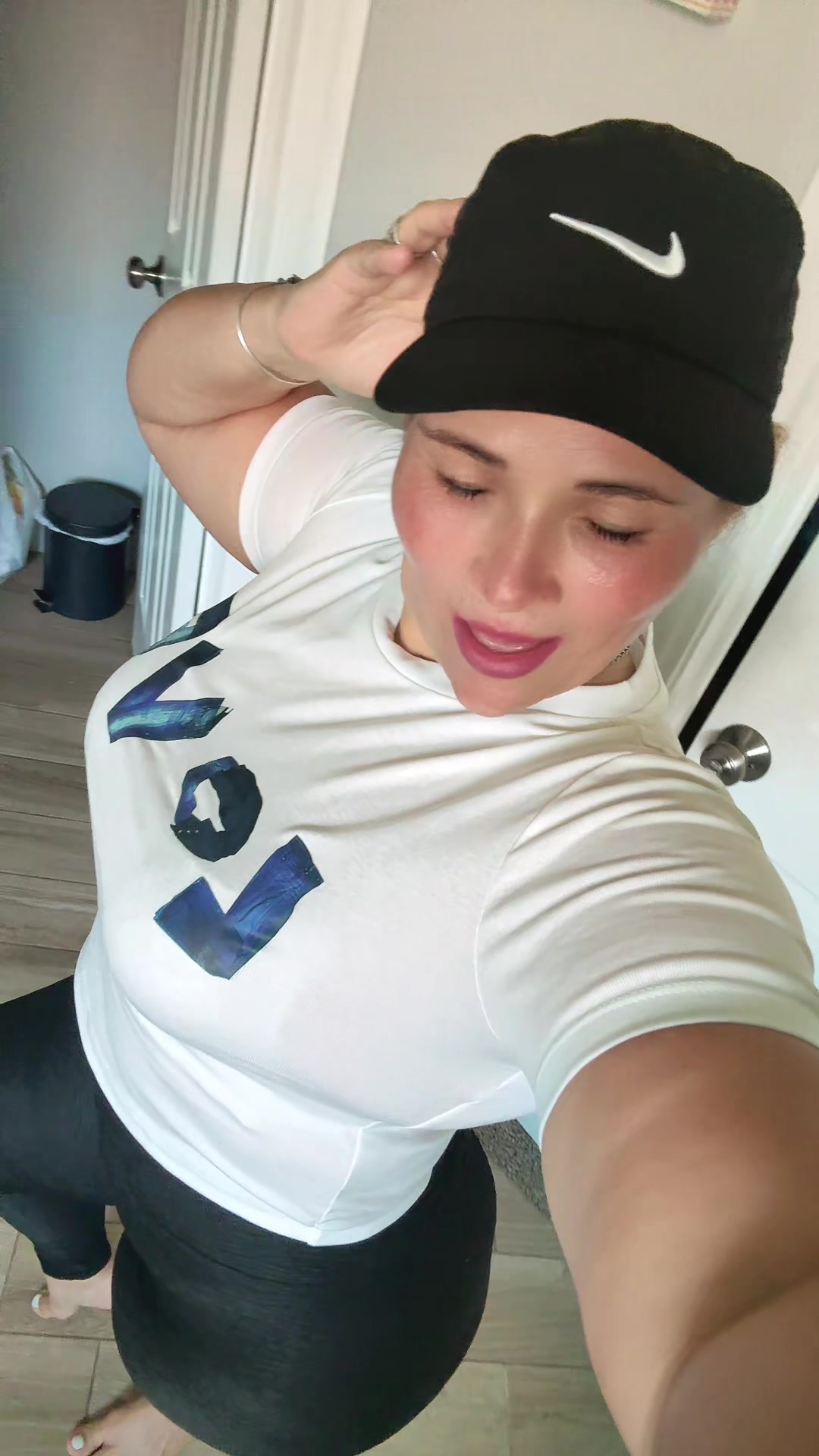 @Iliana