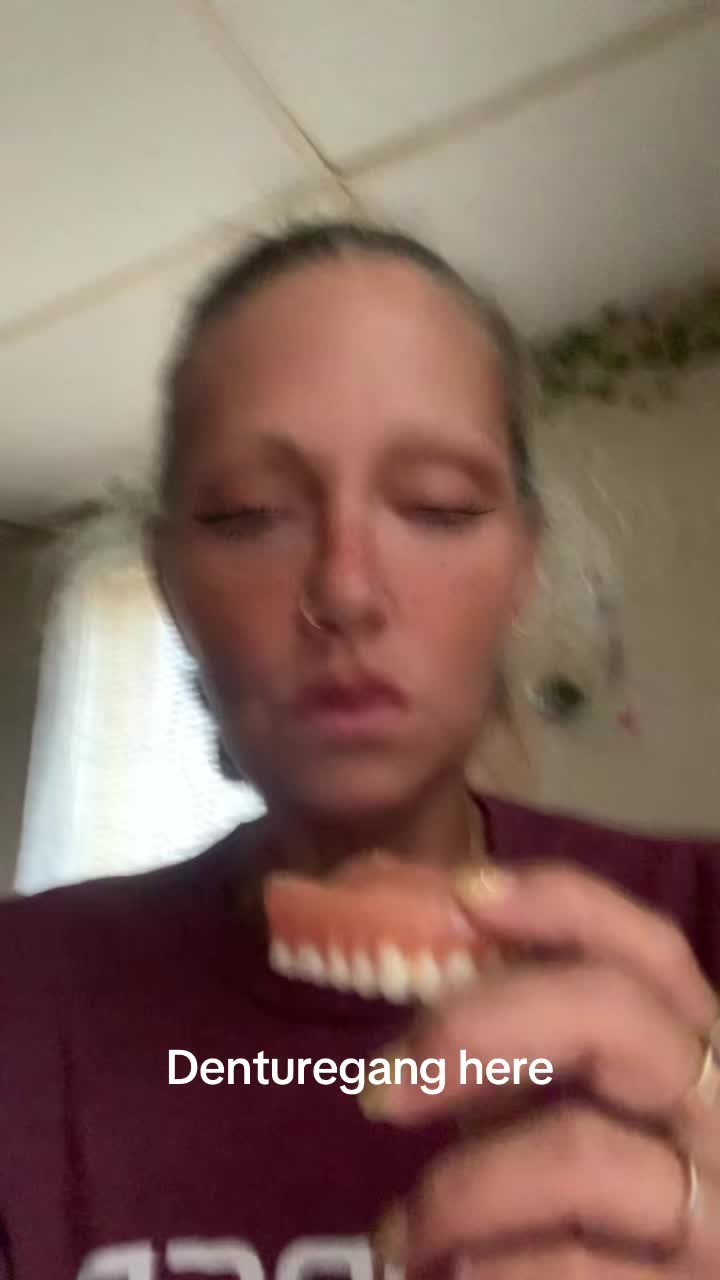 @Clickclackchiclets