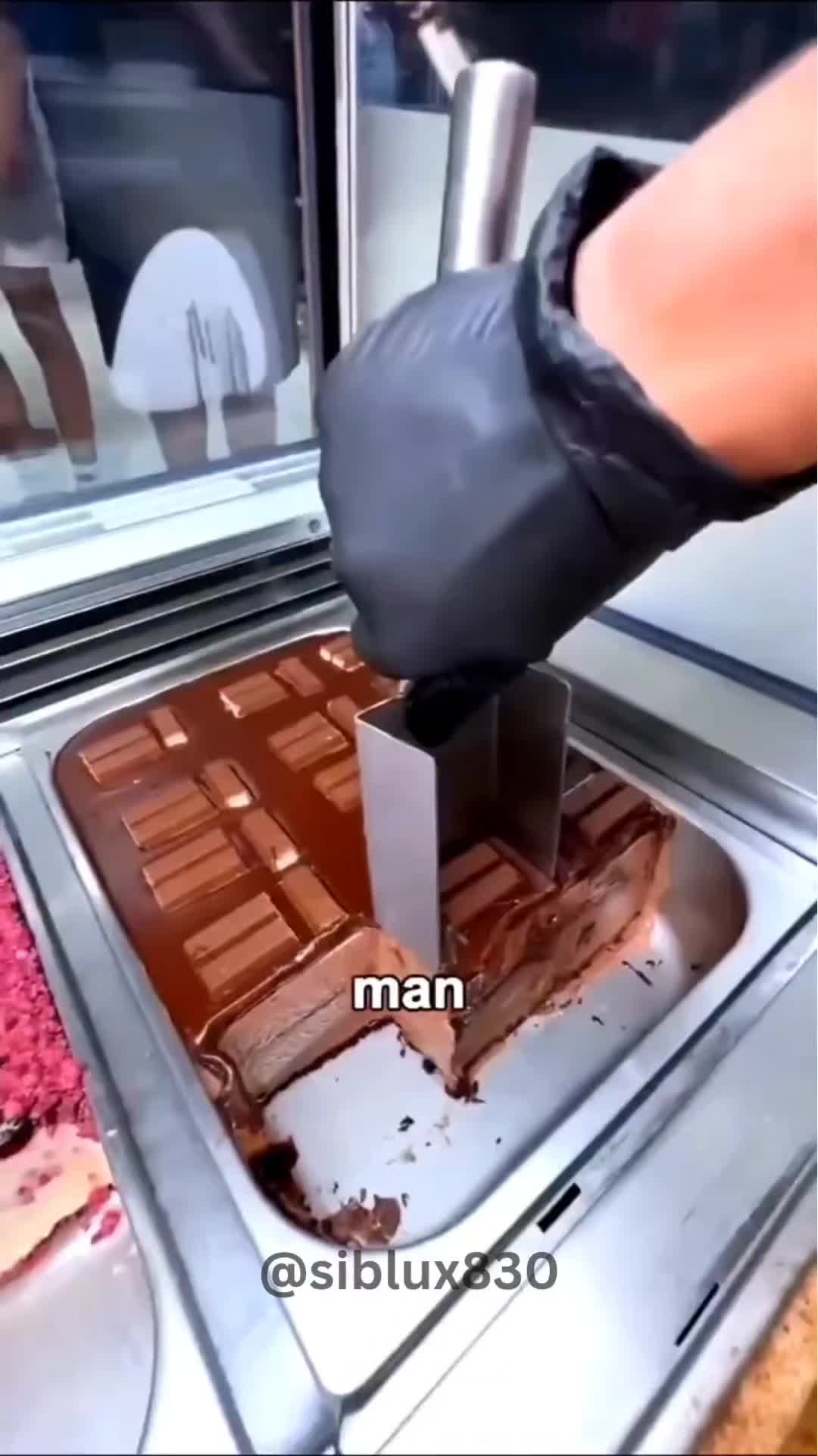 @Moravax