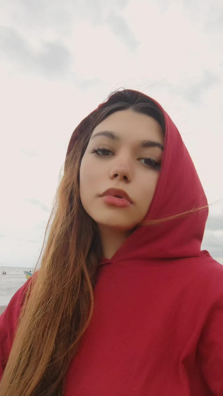 @moreenaaaaa