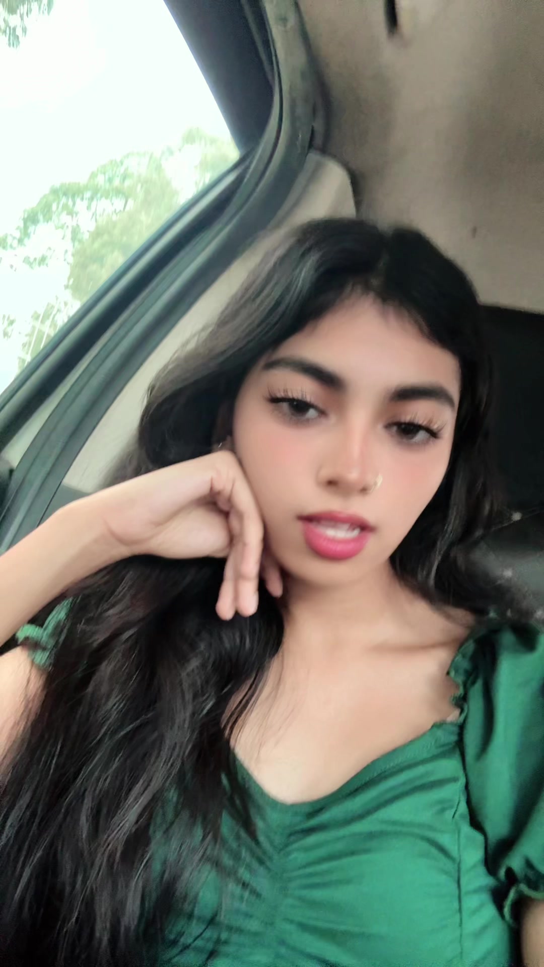 @888