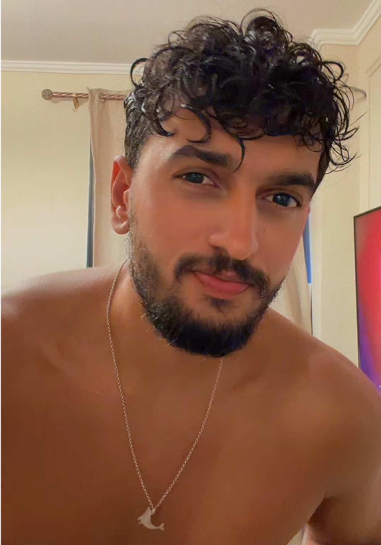 @MAZIKA🐋