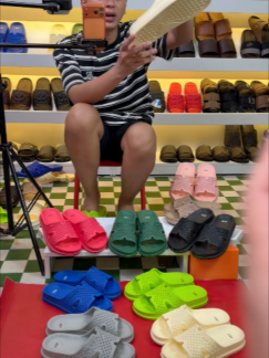 @HẬU Bán Dép