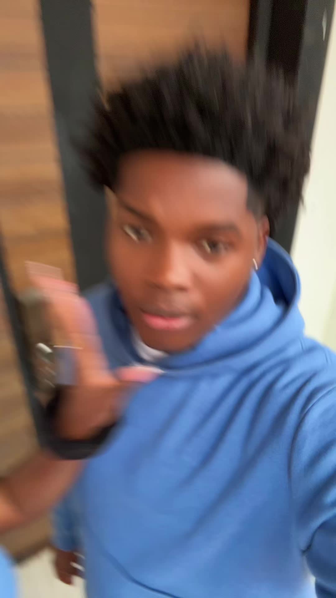 @Ejay 🧨