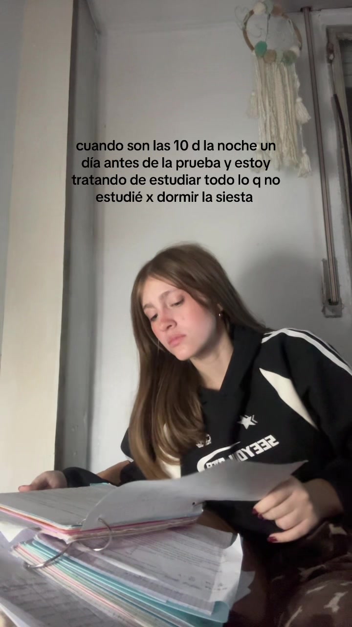 @𝒵𝑜𝑒𝓀𝓊𝓃𝒾𝓈𝒸𝒽𝒾
