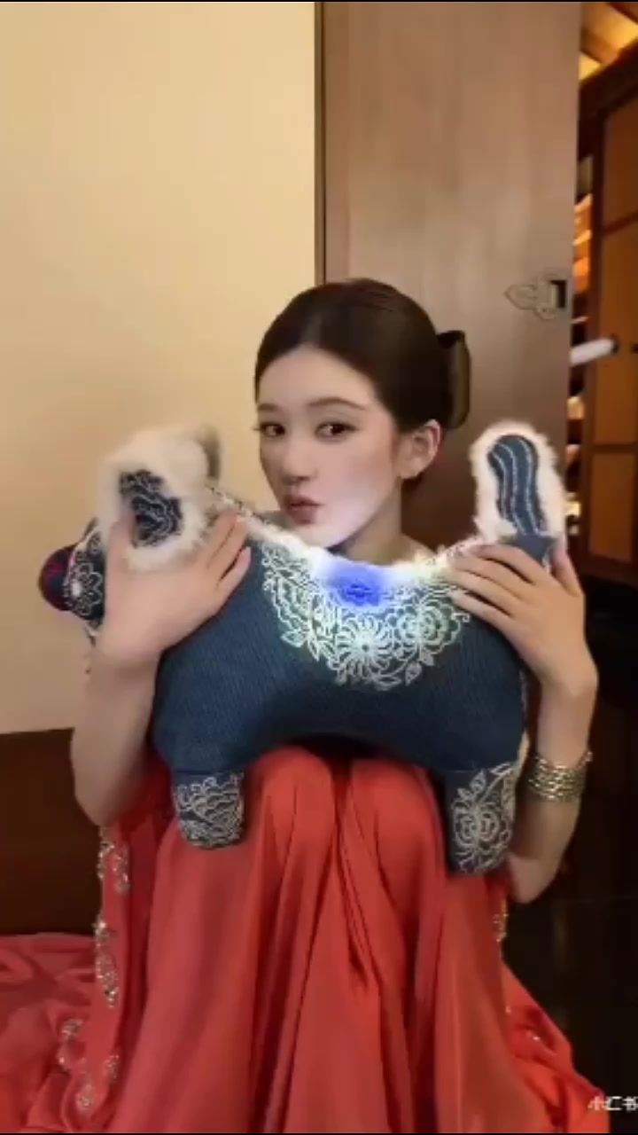 @Rooosy