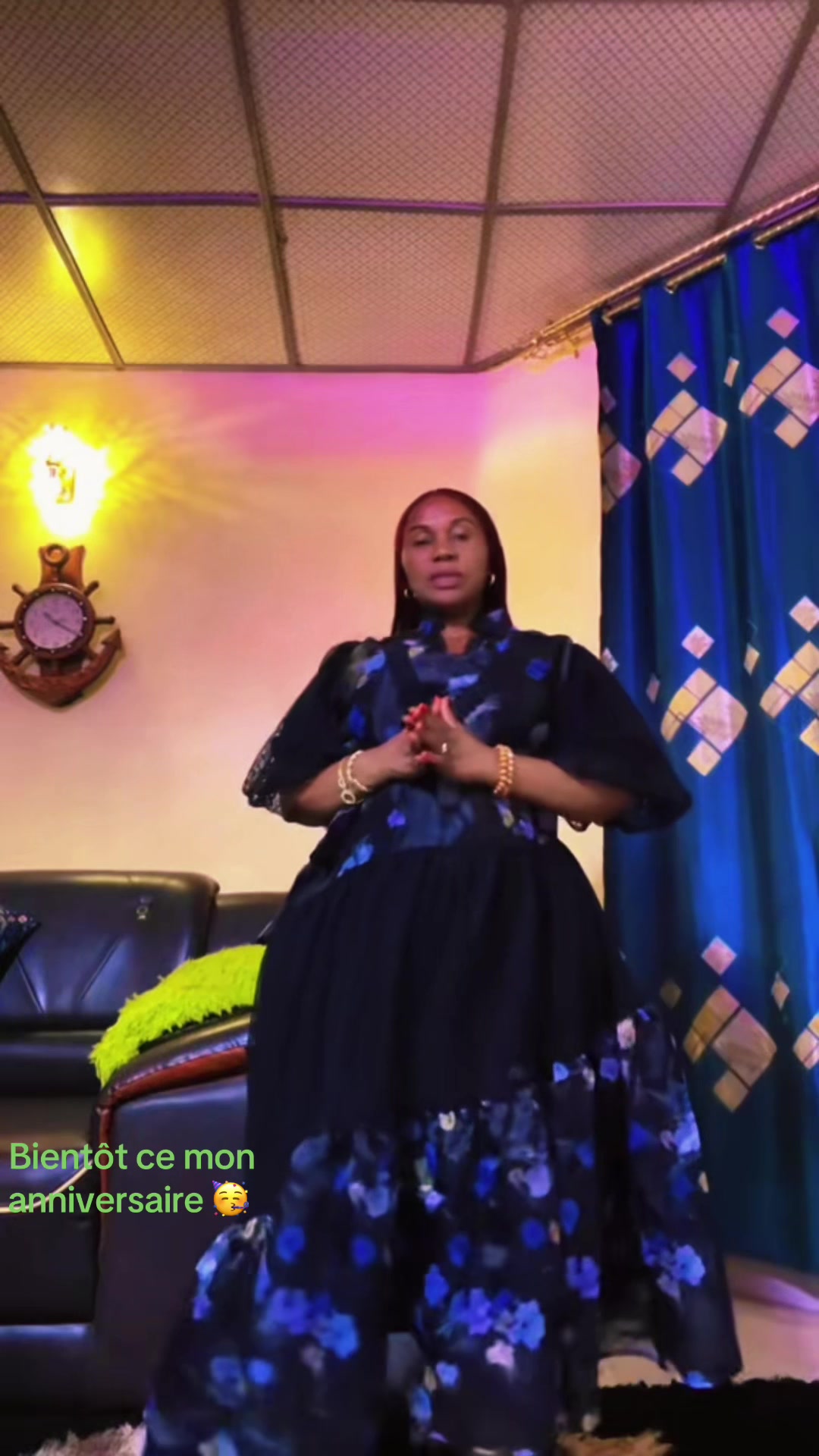 @ZAINA BIN HEMEDI💐🇨🇩