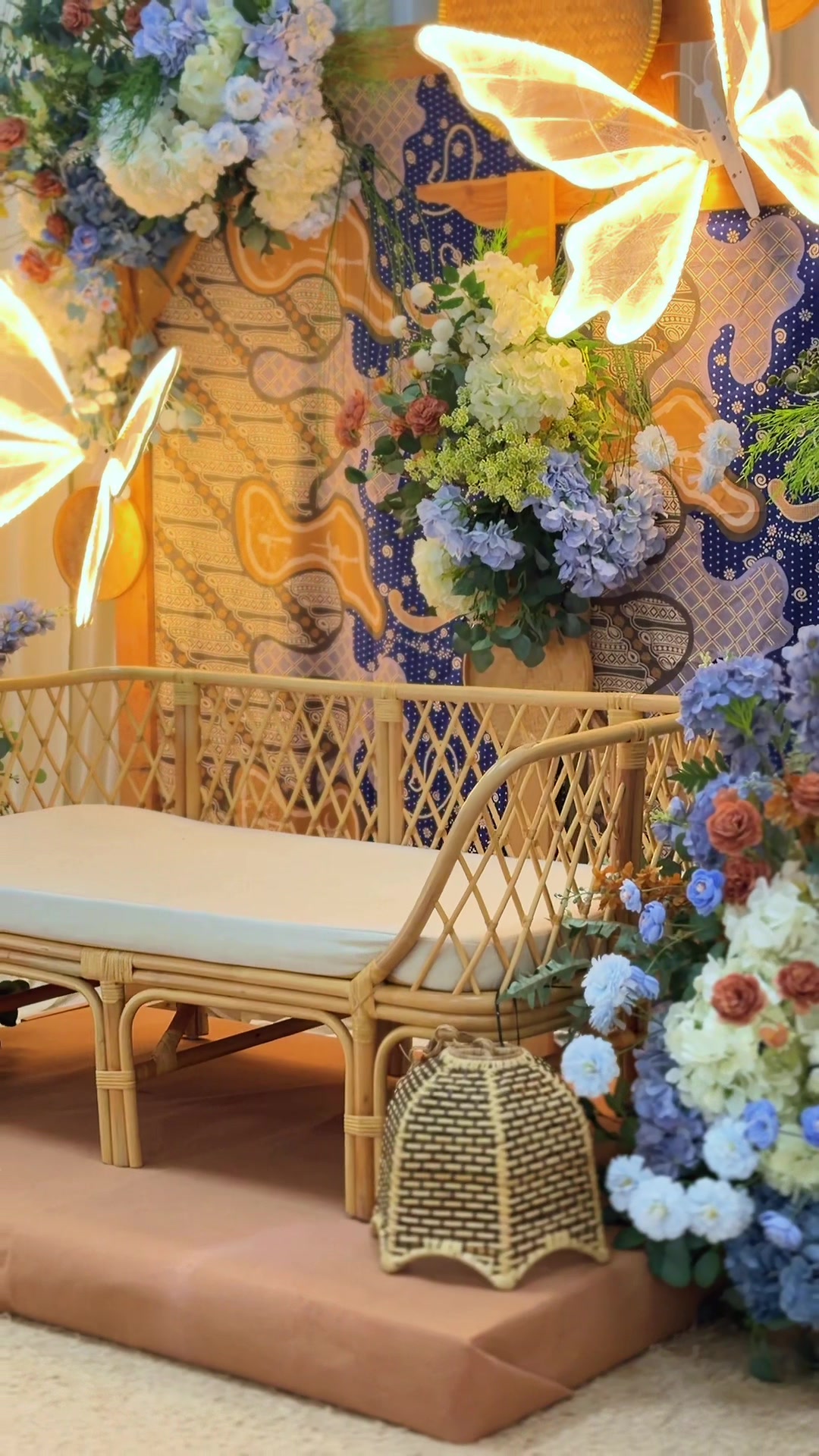 @Ciktam Balloon & Wedding