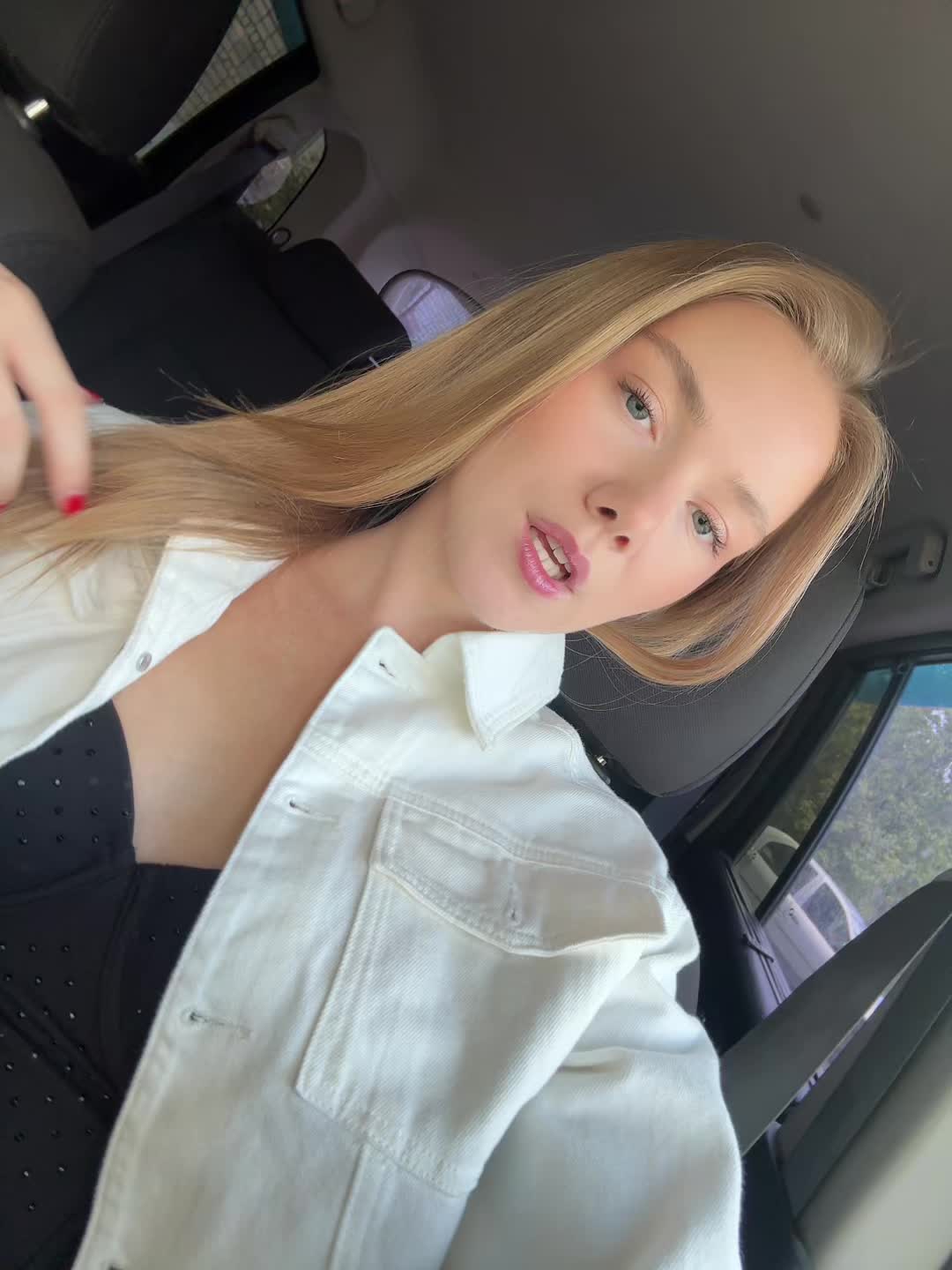 @nestesees