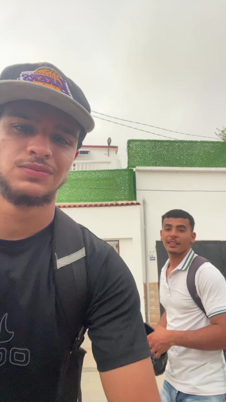 @أنــس