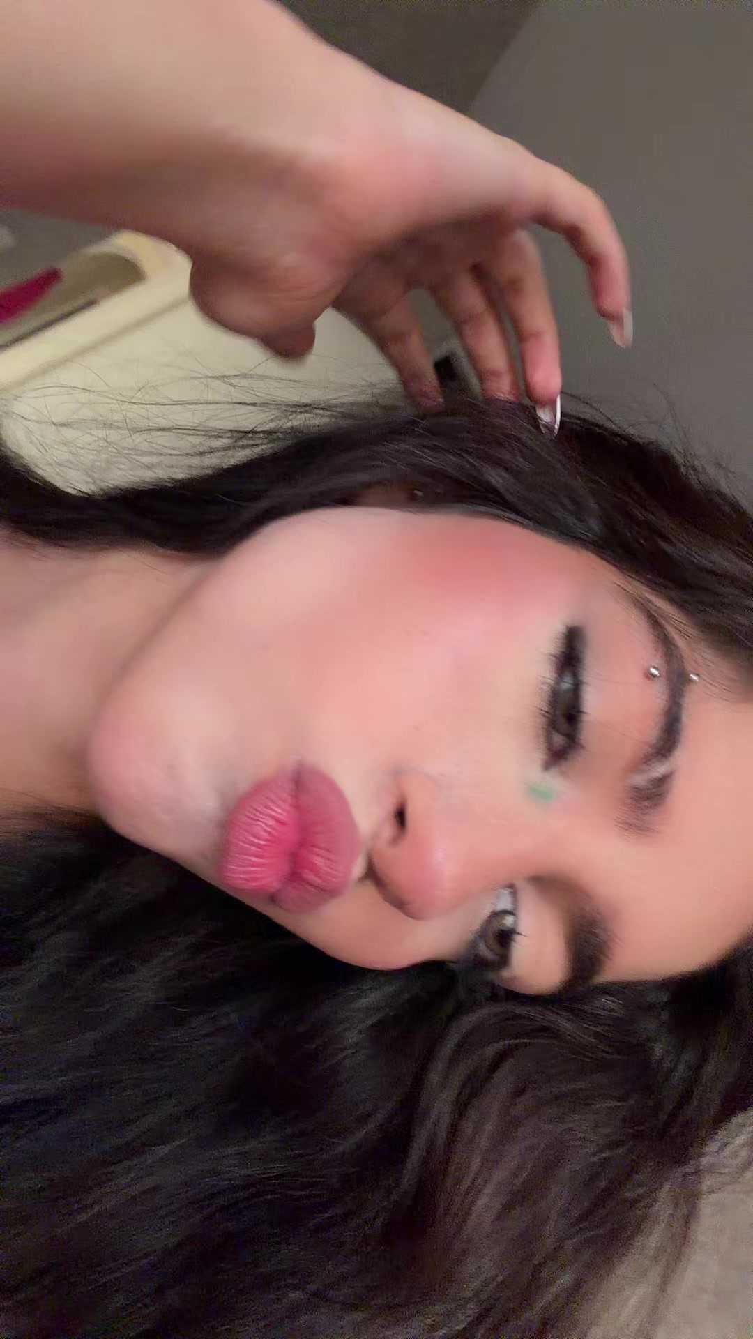 @avaaawoo