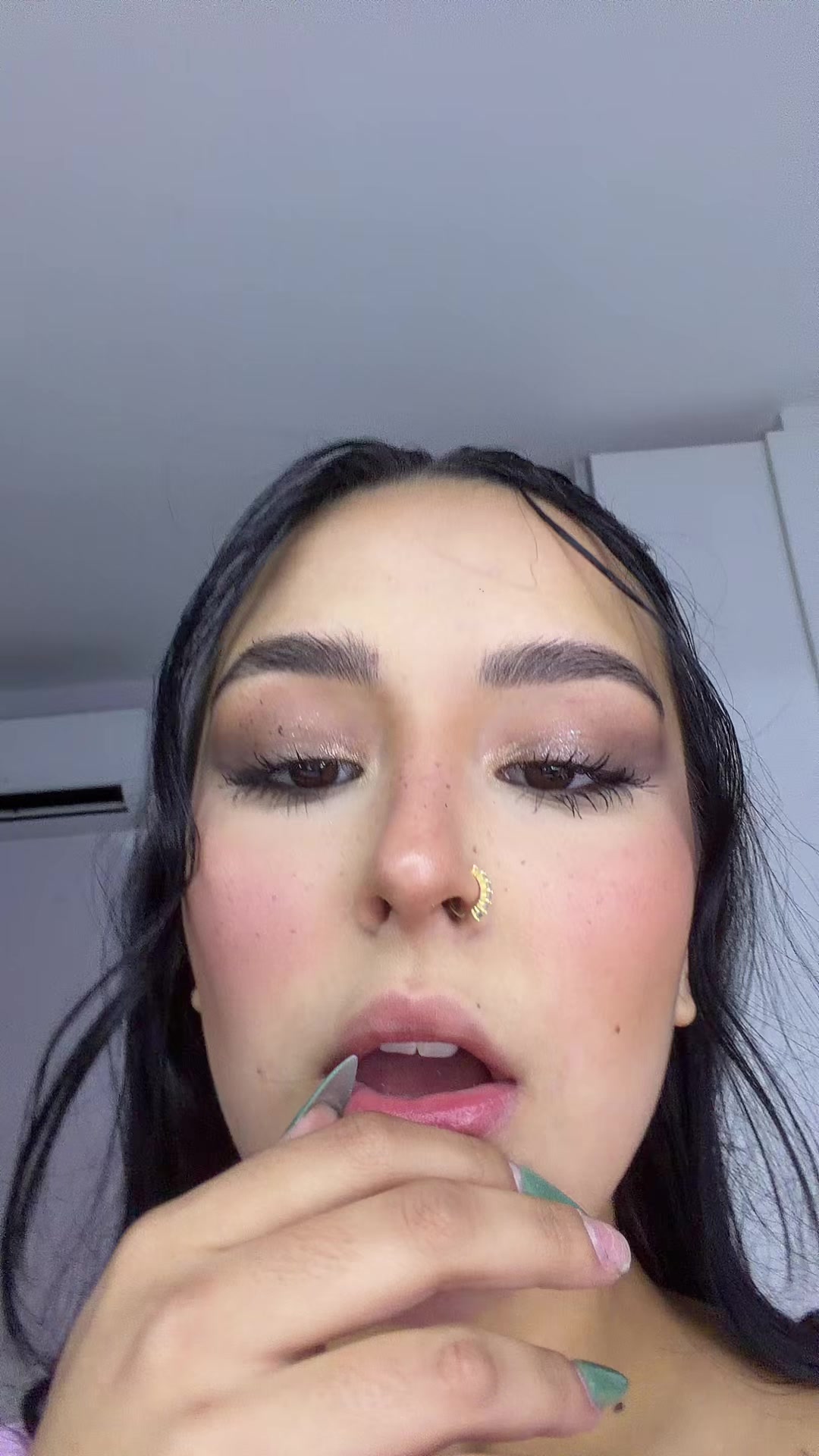 @thatafreitas