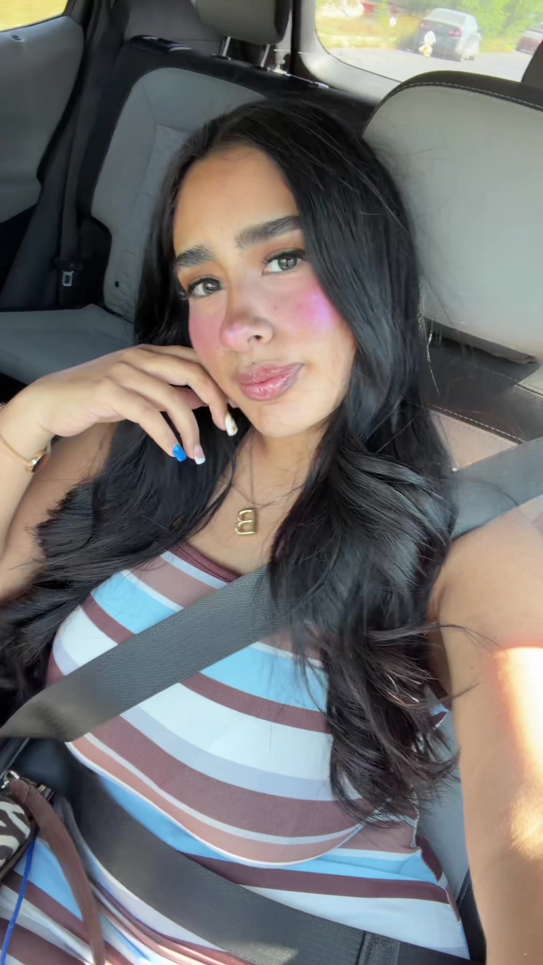 @Litzy H