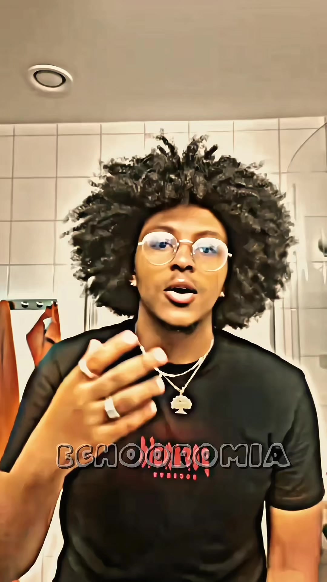 @echooromia