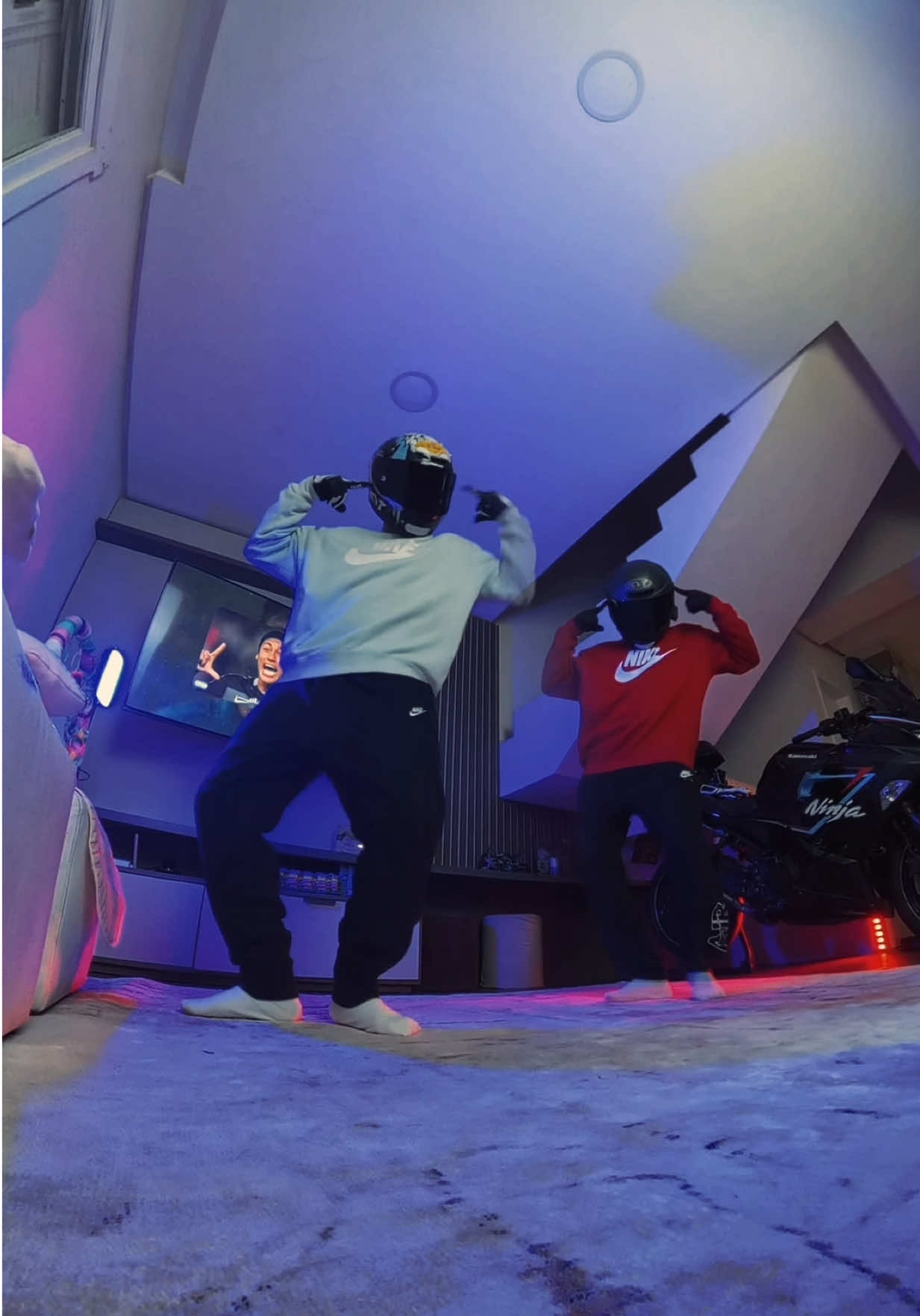 @Vinitheninja