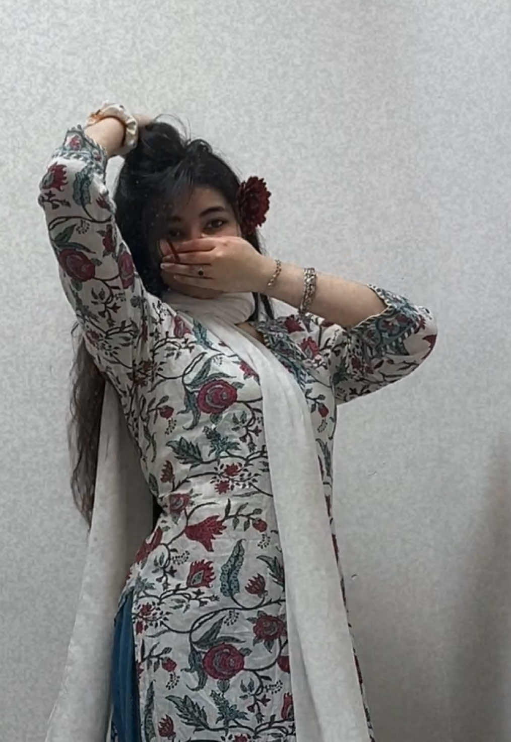 @Hibba chaudhary 🧁