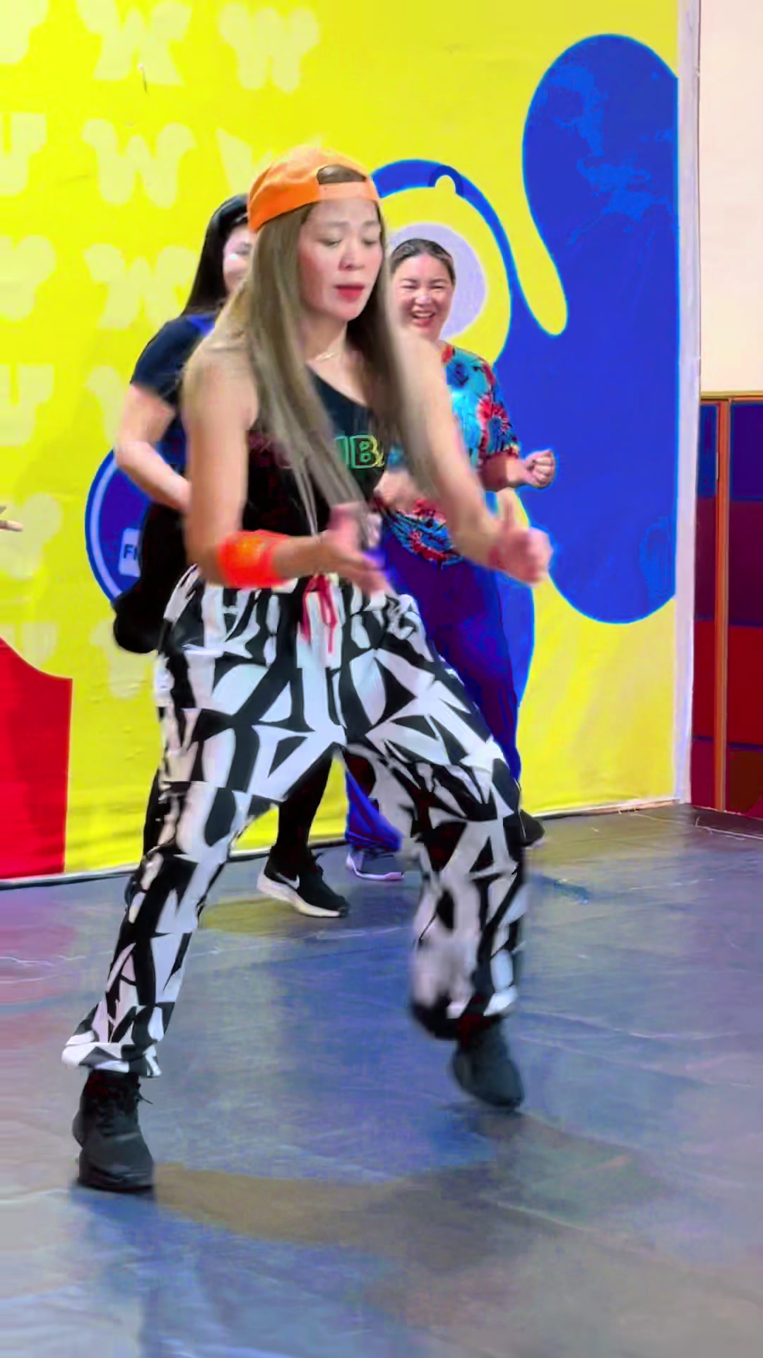 @ZumbaZisters&ensp;ZinANN