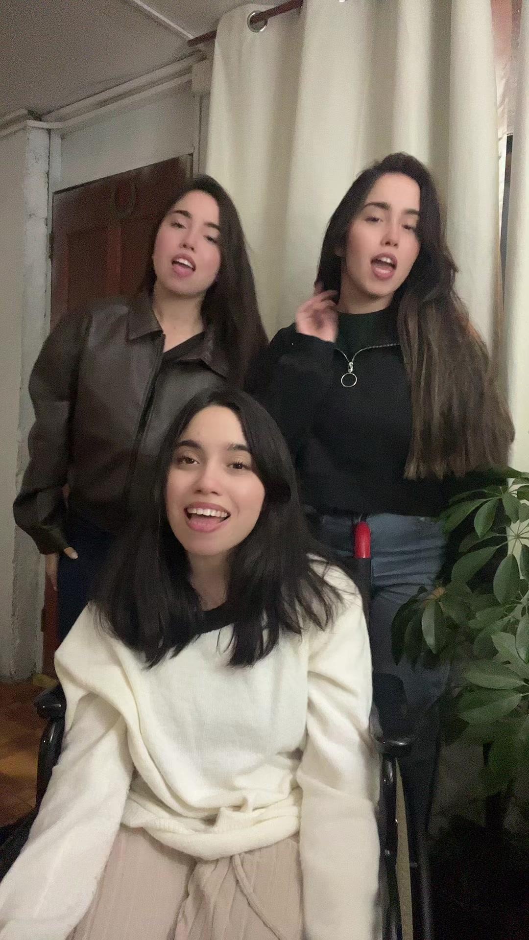 @Trillizas.cl