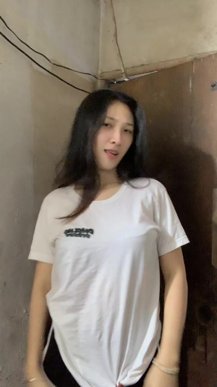 @Shxwty.cess on ig<3