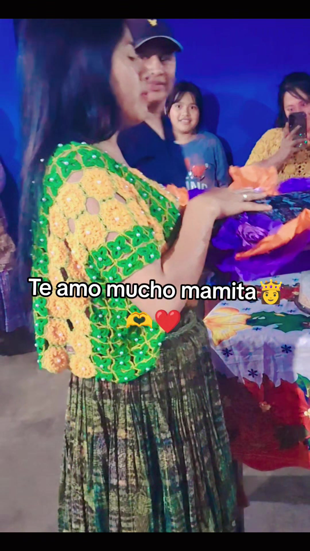 @Trajes tipicosYvariedadesDeysi