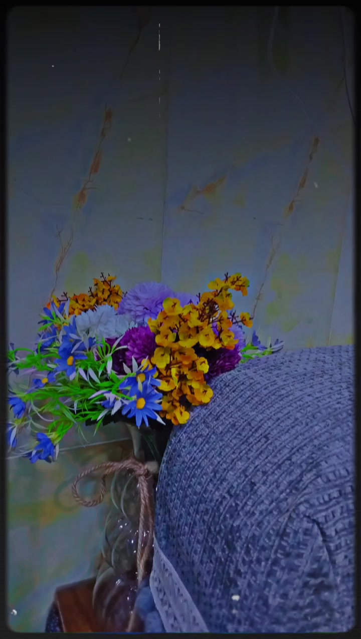 @نـ ـــونـ ــــە🕊️🤍